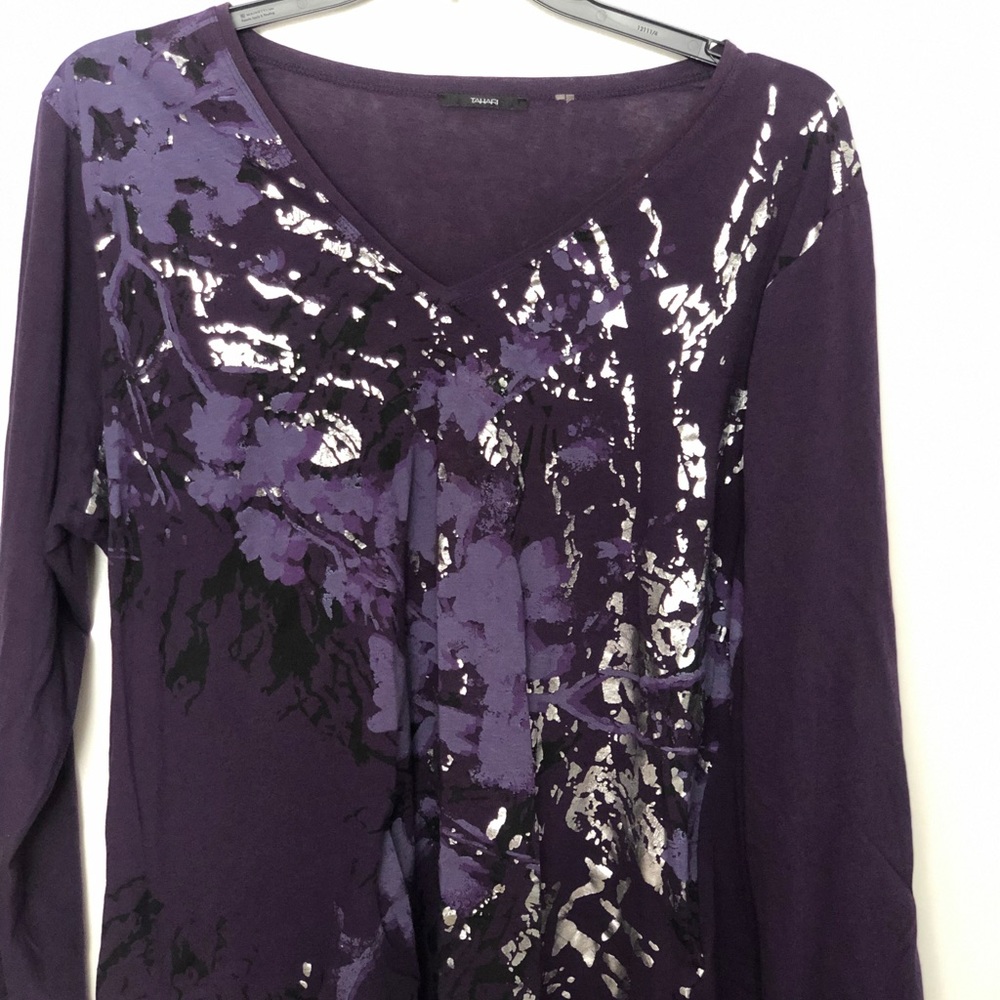 Ladies Tahari Blouse #028